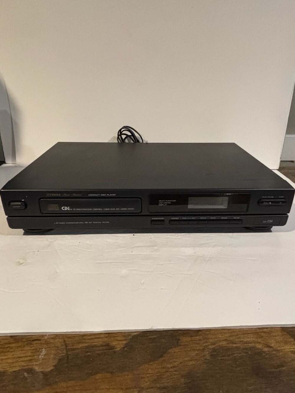Fisher Studio Standard AD-738 Compact Disc Player
